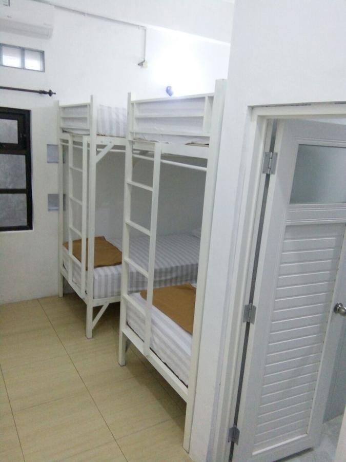 Setia Backpacker Hostel ยอกยาการ์ตา ภายนอก รูปภาพ