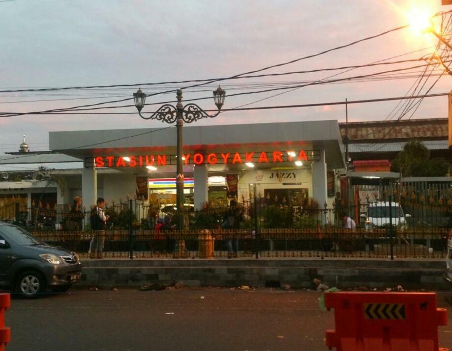 Setia Backpacker Hostel ยอกยาการ์ตา ภายนอก รูปภาพ