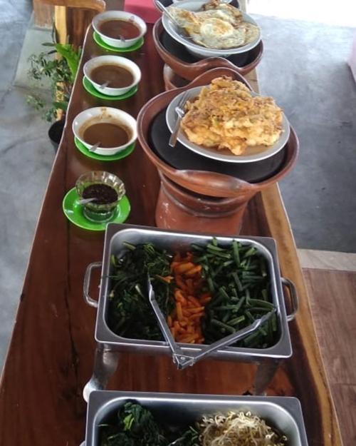 Setia Backpacker Hostel ยอกยาการ์ตา ภายนอก รูปภาพ
