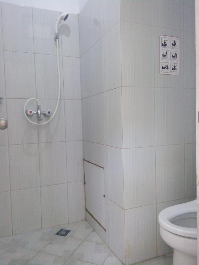 Setia Backpacker Hostel ยอกยาการ์ตา ภายนอก รูปภาพ